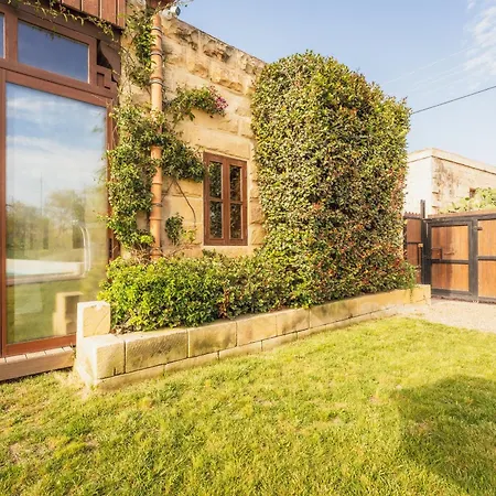 شقة New To The Market - 4br With Pool By Sf Homes Siggiewi