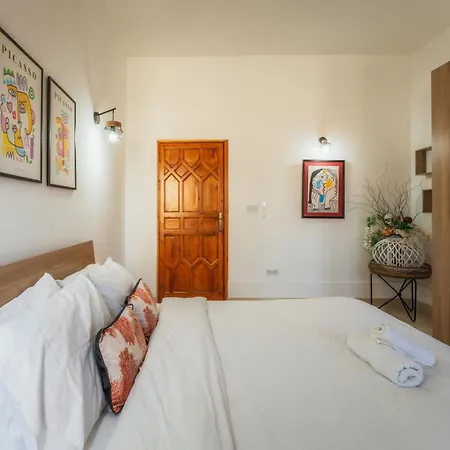 New To The Market - 4br With Pool By Sf Homes شقة