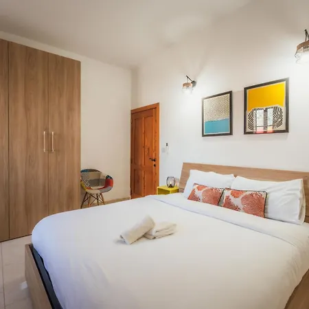 New To The Market - 4br With Pool By Sf Homes * Siggiewi