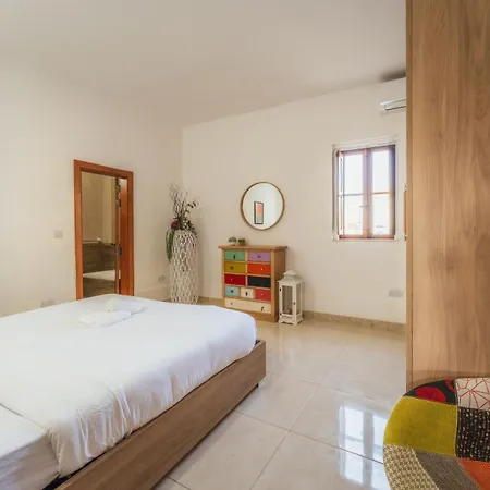 New To The Market - 4br With Pool By Sf Homes Apartamento *